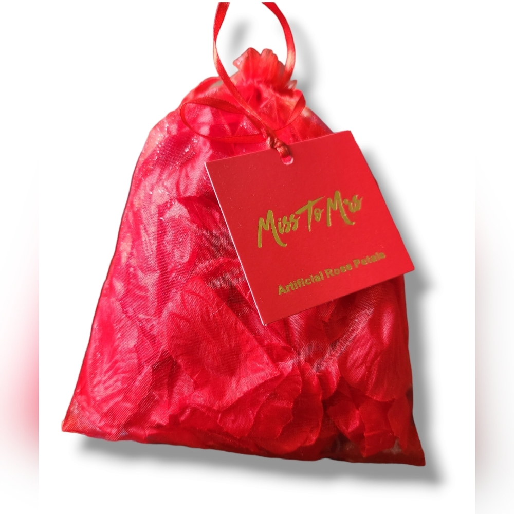Artificial Red Rose Petals